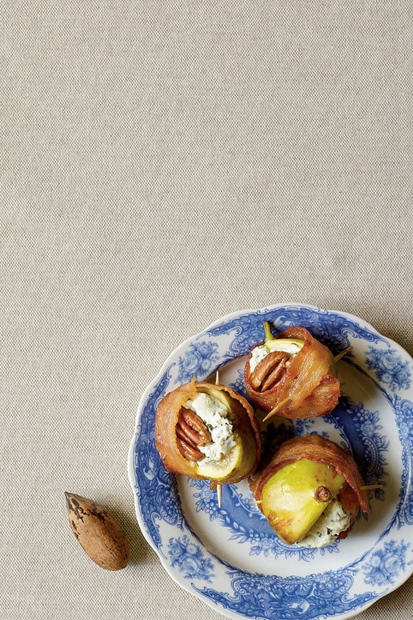 Bacon wrapped Fig 2008001 Pecan048 600x900