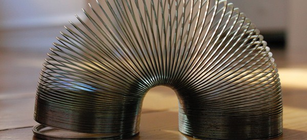 Top 5 Gardening Hacks 600x273px Slinky